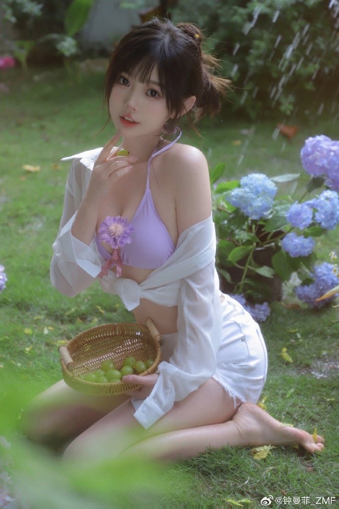 公寓春光 封面